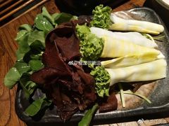 -老牌坊云南鱼豆花火锅(嵩山店)