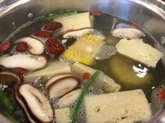 -呷哺呷哺 小火锅 (浦东新欧尚超市店)