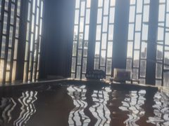 -裕龙汤泉