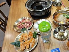 -青瓦餐厅·生鱼片·韩园烤肉(西塔店)