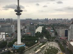 -云顶旋转自助景观餐厅