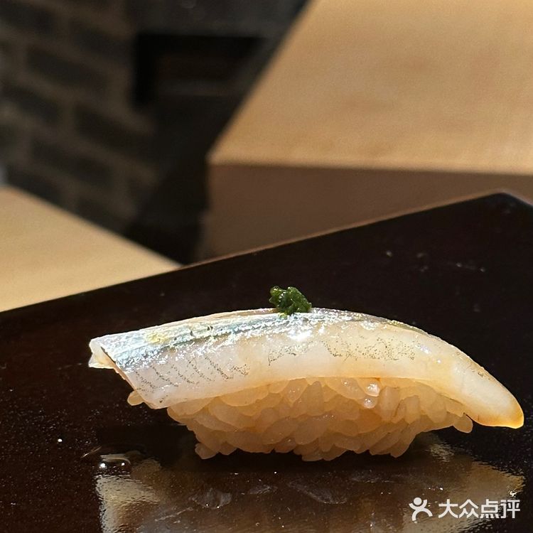 辰X鮨FUMIHIRO