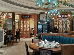 大堂-老长沙湘菜馆(凤凰路店)
