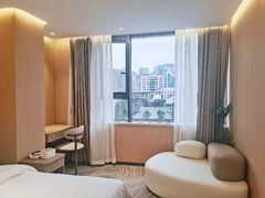 -幸栖洞穴设计酒店(成都春熙路店)