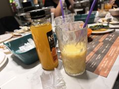 -金马门国际美食百汇(珞喻路店)