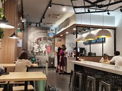 大堂-吉祥馄饨(虹桥火车站店)