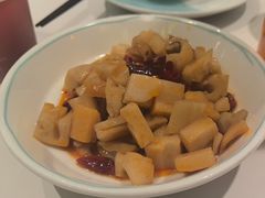 -姚姚酸菜鱼·金戈戈香港豉油鸡(喜荟城联名店)