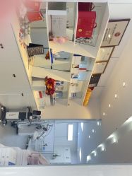 -蕾特恩专业祛痘国际连锁