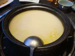 -大匠工房古船木艺术餐厅·猪肚鸡专门店(长白仙岛店)
