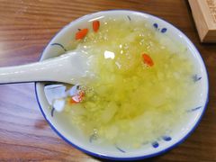 雪梨银耳绿豆爽-一心甜汤(丹凤街店)