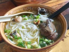 -正宗李家土鸡米线店
