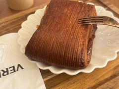 -VERIE BAKEHOUSE