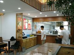 大堂-东升灌浆包(辛庄街总店)