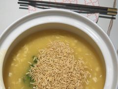 -阿瓦山寨·湘菜现炒·剁椒鱼头王(咸阳总店)