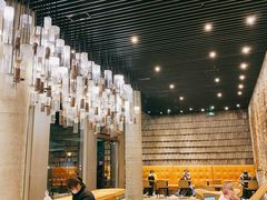 大堂-星巴克臻选(湖滨道店)
