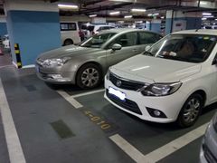 -群光广场·停车场