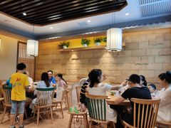 用餐区-费大厨辣椒炒肉(万家丽一店)