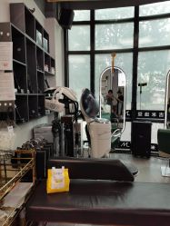 -吉米护肤造型