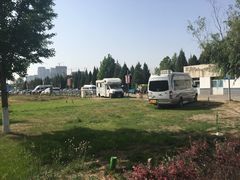 -南门涮肉通州店-停车场