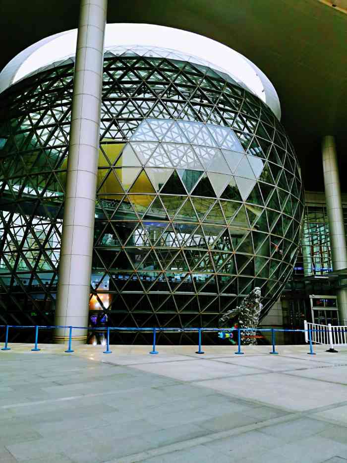 上海科技馆-"非常好的地方,包含的内容太多了,好羡慕上.