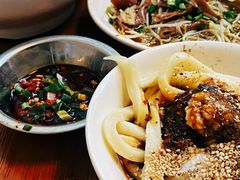 -中和裴氏蹄花(府河路店)
