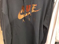 -NIKE上海青浦优选体验店