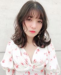 -侨治发型
