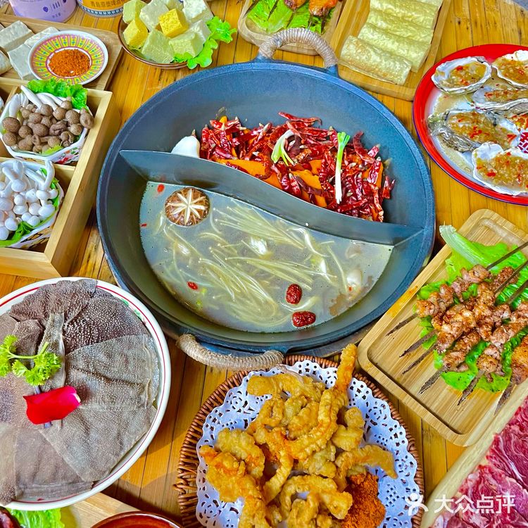 洛阳还有这种地方？？？应天门下的浪漫谁懂。。