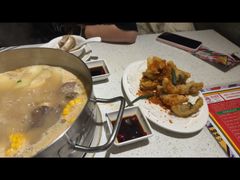 -肥仔文澳门猪骨煲(南京西路店)