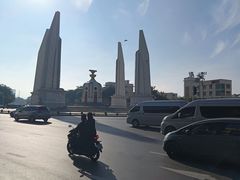 -邢泰记
