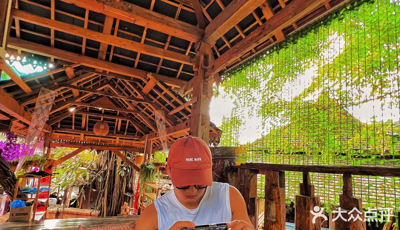 曼贺纳这家刚上线的凉拌店绝对会火：太舒服了