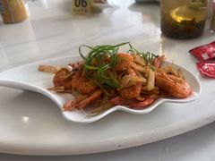 -覃记海鲜美食餐厅