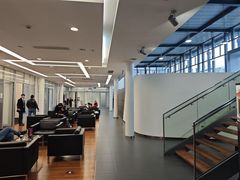 -上海可达汽车销售服务有限公司