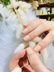 -潮店·虞妃妮轻奢美甲美睫馆