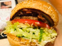 -The Habit Burger Grill 哈比特汉堡(复兴soho店)