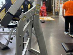 -超鹿运动(五四路恒力城店)