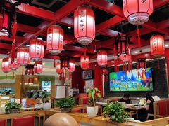 -鲁员外地锅鸡地锅鱼(龙湖江东天街店)