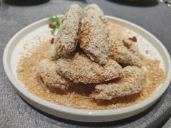 -连鹭海鲜·海肠捞饭·海胆饭(星海店)