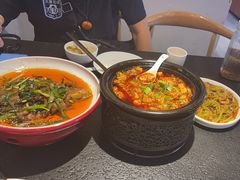 -万重锦·人文川菜馆(骡马市店)