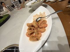 -泓历皇朝酒店(东亭店)