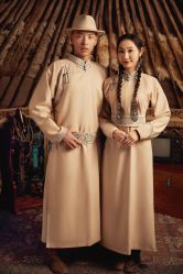 点击看大图 -苏雅影像蒙古婚纱摄影工作室