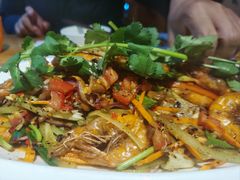 -月亮眼花园餐厅书吧酒吧