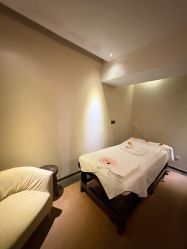 -禾颜社·精致美容