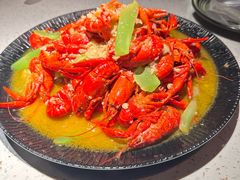 -沪小胖·小龙虾·蓝龙王(八佰伴店)