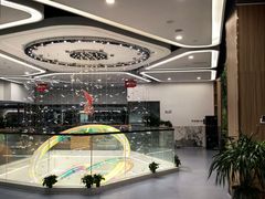 -英派斯健身旗舰店(海信国际中心馆)
