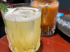 -毛毛虫酒吧