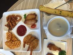 -必胜客(武汉欢乐谷店)