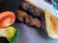 -鸣记脆皮烤鱼·海鲜烤鱼(三八广场店)