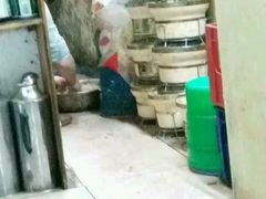 -威邵鸡煲(西华路总店)