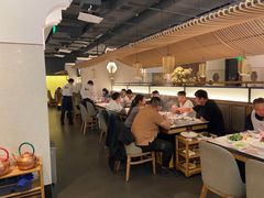 大堂-左庭右院鲜牛肉火锅(浦江欢乐颂店)